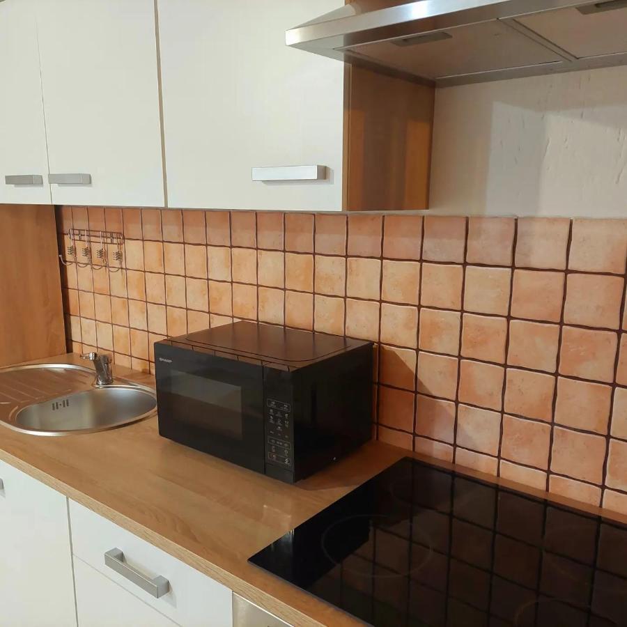 Apartman Thea Gomirje ภายนอก รูปภาพ