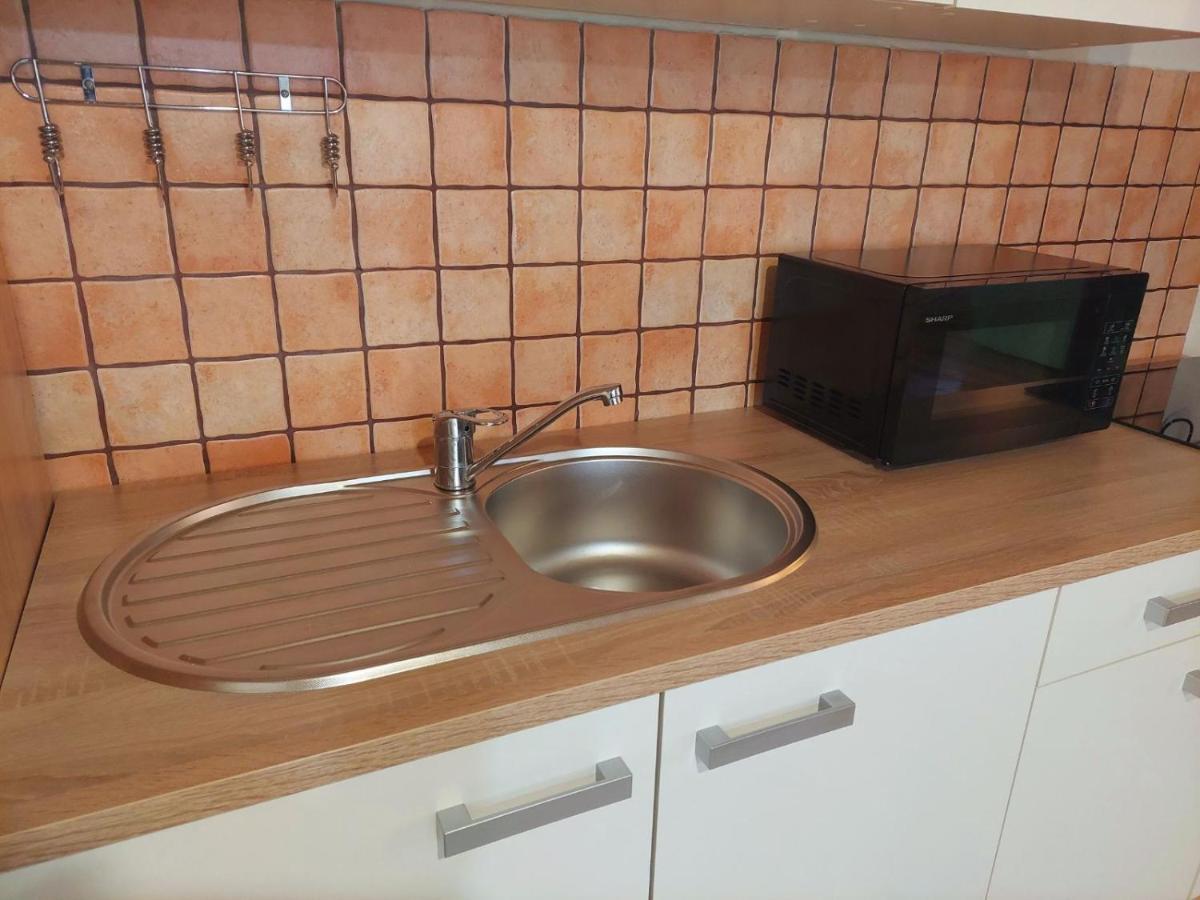 Apartman Thea Gomirje ภายนอก รูปภาพ